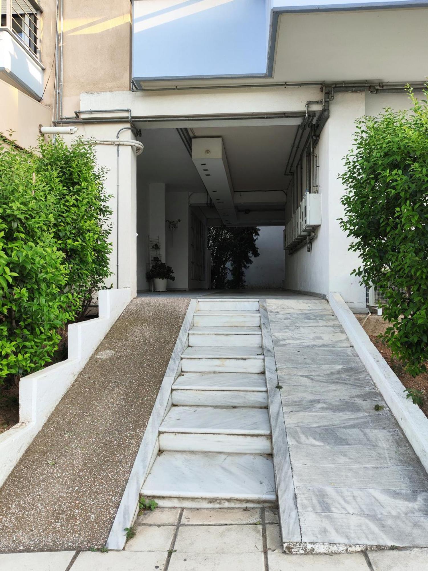 Homely Flat Near Airport Thessaloniki Exterior foto